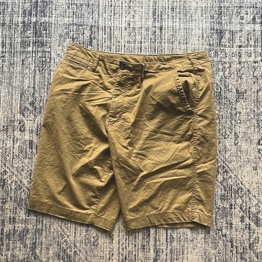 Men’s American Eagle “Longer Length” Flex Khaki Shorts